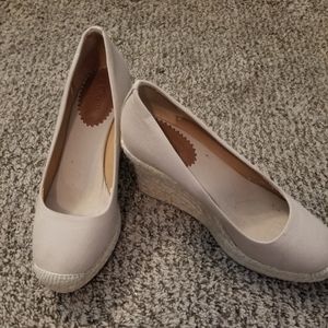 Tan canvas wedges